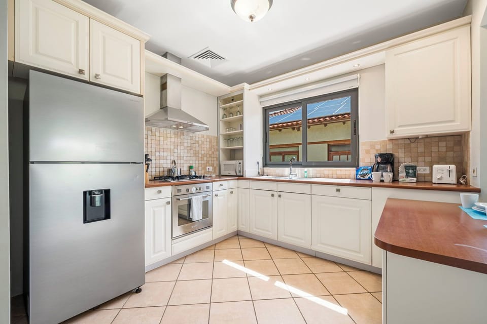 House (3 Bedrooms) | Property amenity
