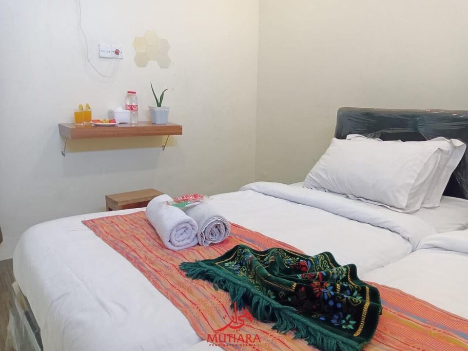 Superior Room, Smoking, City View | Free WiFi, bed sheets