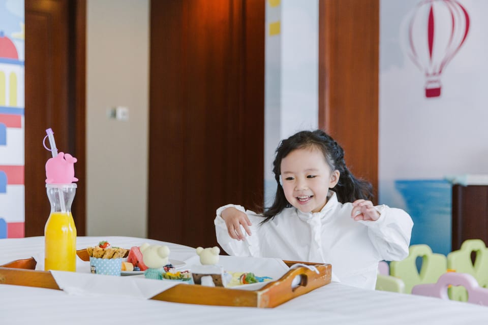 Shangri-La Qinhuangdao Hotel in China