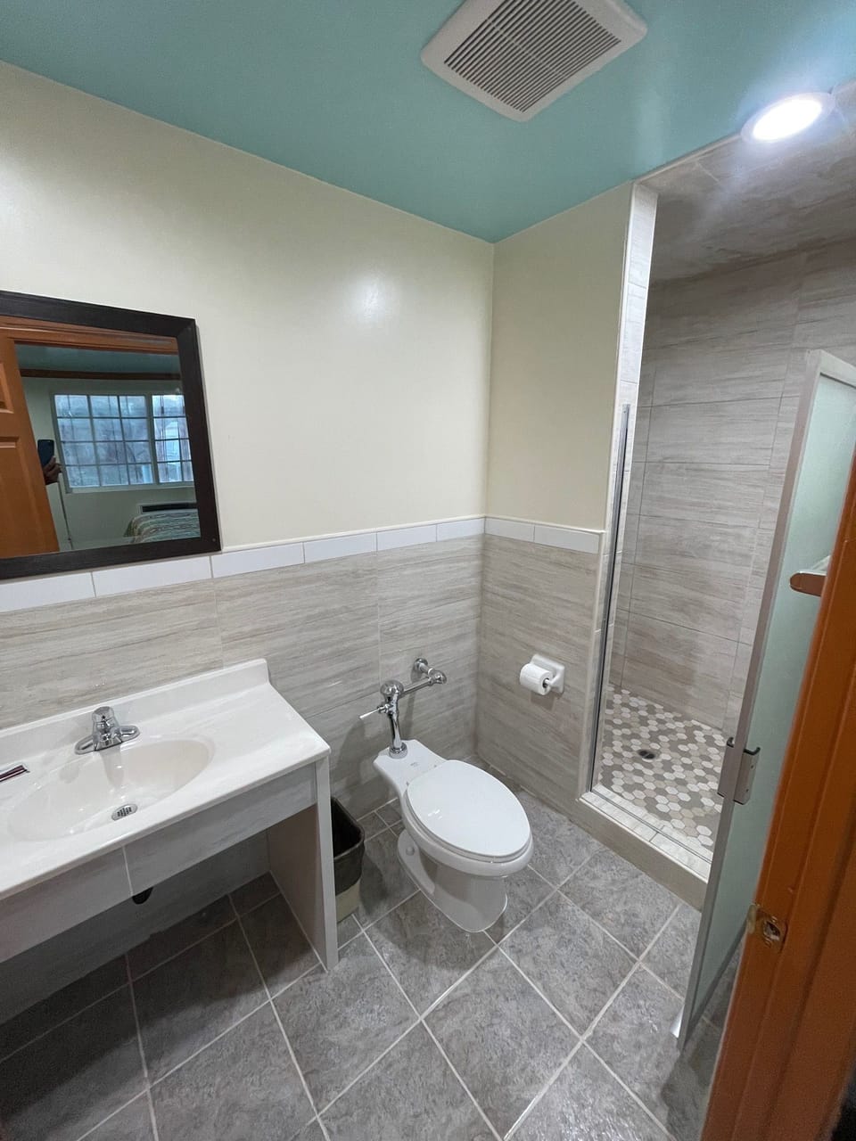 Deluxe Double Room | Free WiFi