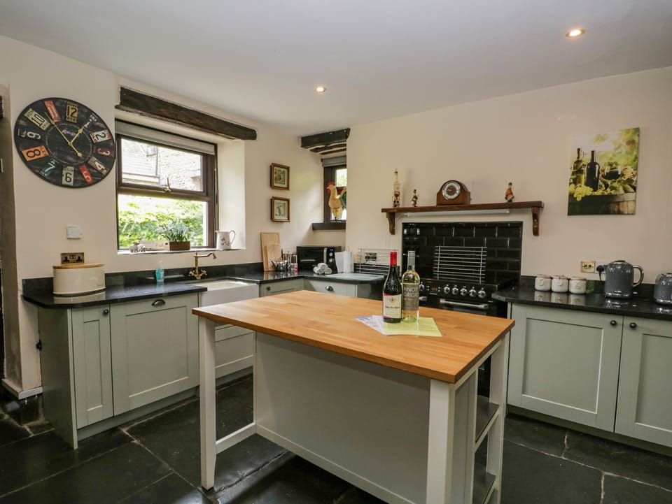 Fridge, dishwasher, electric kettle, toaster