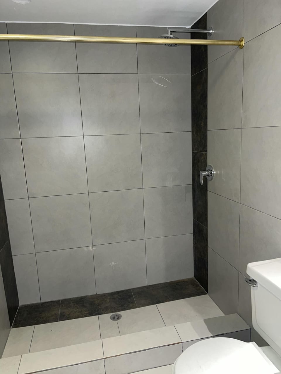 Shower, towels