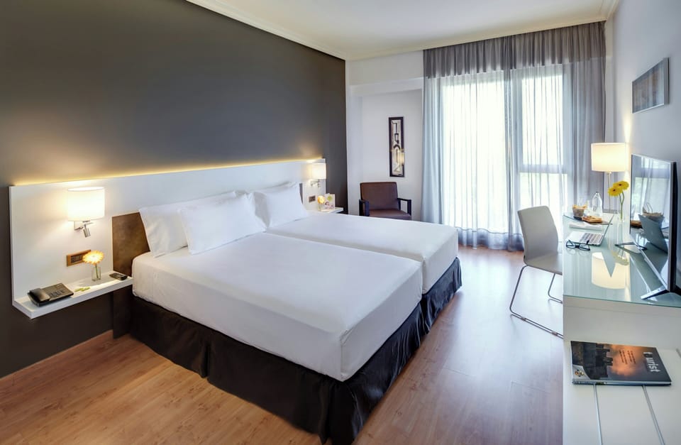Down comforters, minibar, in-room safe, desk