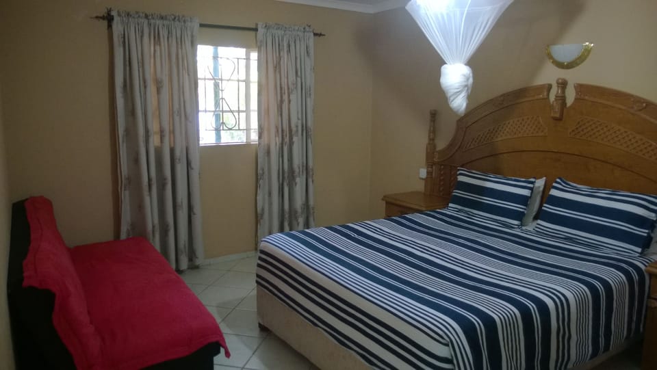 Apartment, 1 Bedroom | Desk, free WiFi, bed sheets
