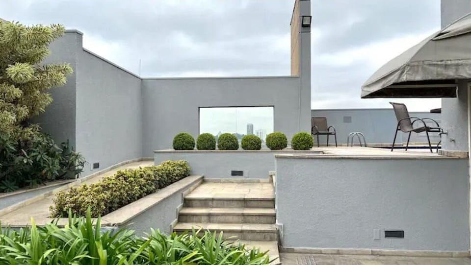 Rooftop pool