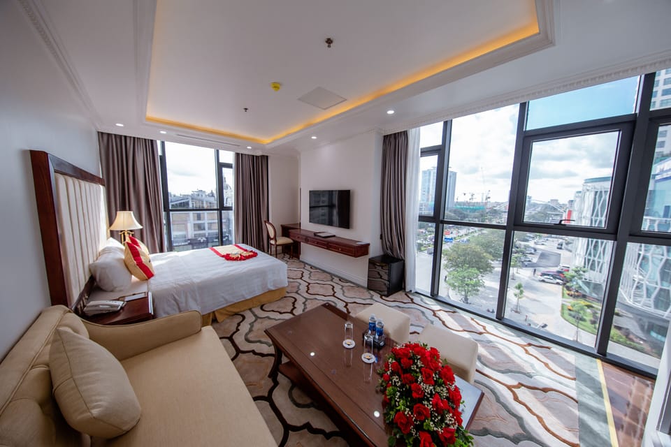 Executive Double Room | Premium bedding, pillowtop beds, minibar, in-room safe
