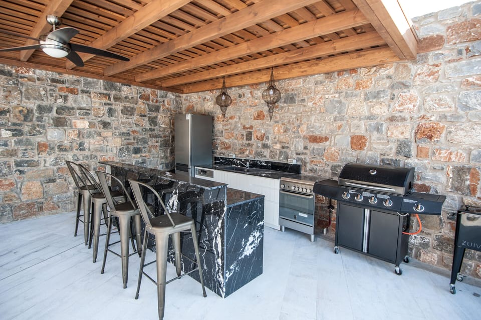 BBQ/picnic area
