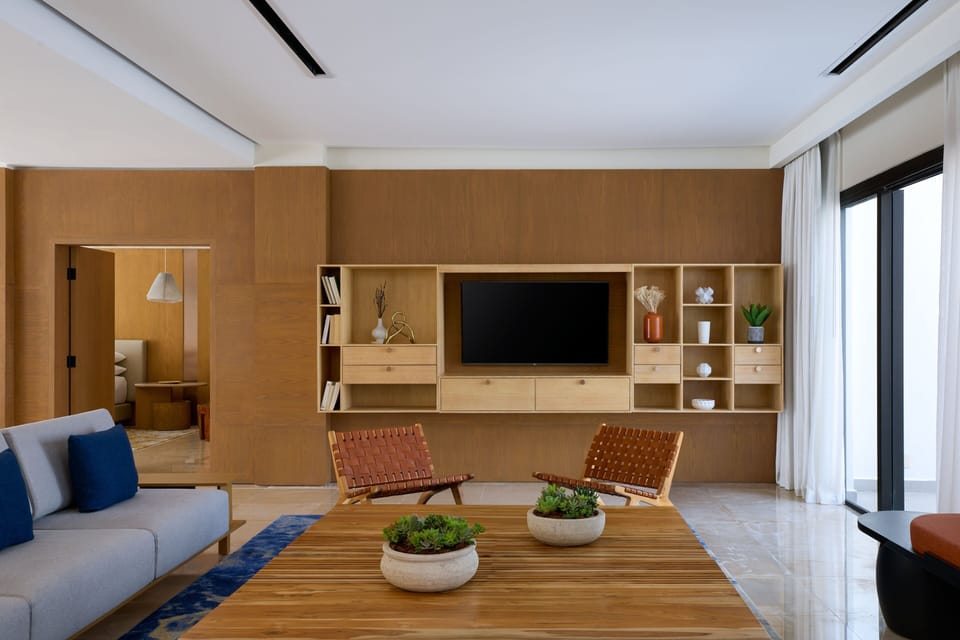 Presidential Suite, 1 Double Bed | Hypo-allergenic bedding available, minibar, in-room safe, desk