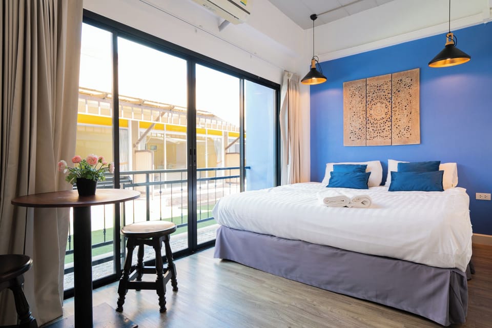 Standard Double Room | Individually furnished, desk, free WiFi, bed sheets