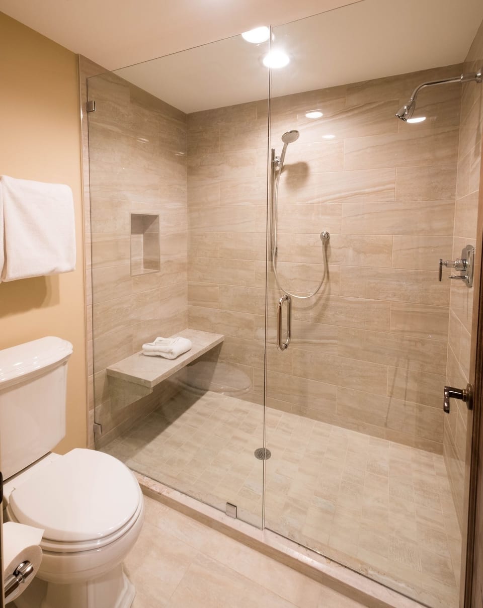 Suite, 4 Bedrooms | Bathroom
