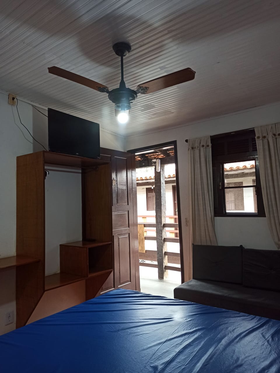 Basic Suite | Free WiFi