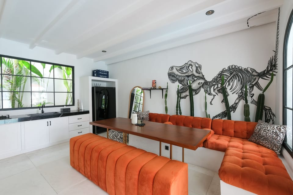 Villa, 2 Bedrooms | Dining room
