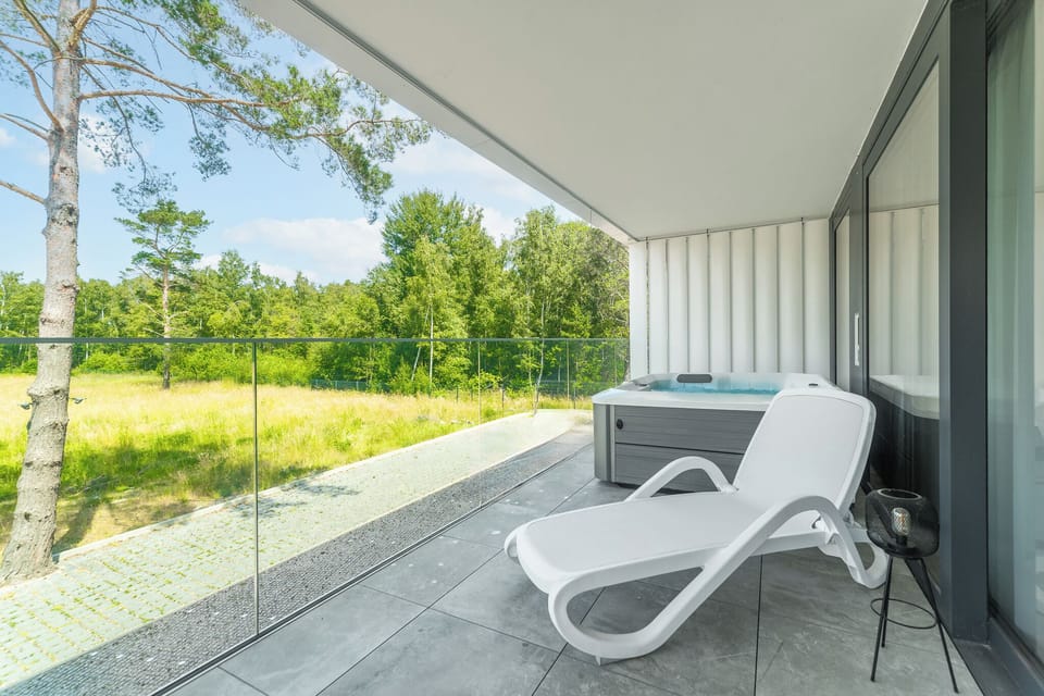 Deluxe Apartment | Jetted tub