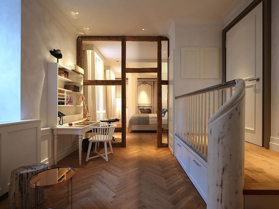 Suite, Park View (Villa Suite La Maison) | Living area | TV