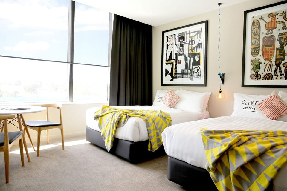 Larwill Parkview Twin | Premium bedding, minibar, in-room safe, individually decorated