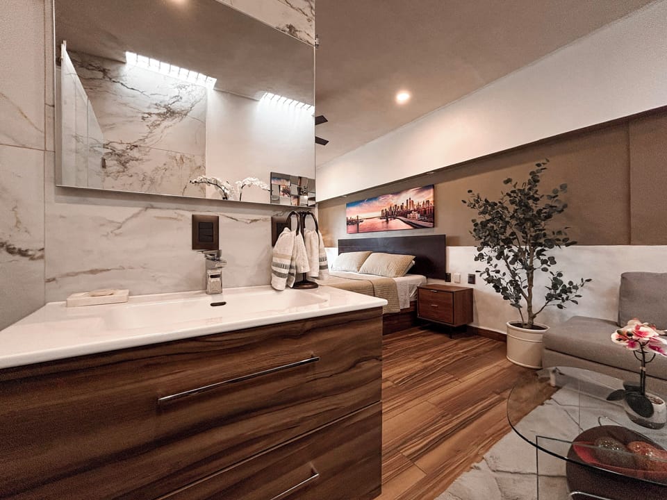 Deluxe Room | Premium bedding, down comforters, desk, laptop workspace