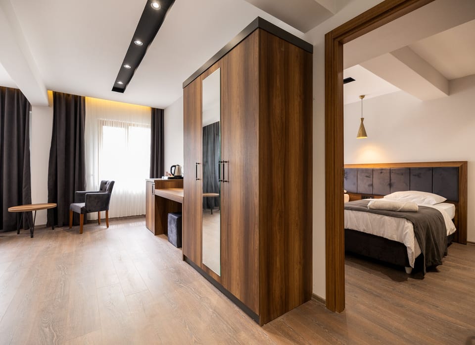 Family Twin Room | Soundproofing, free WiFi, bed sheets