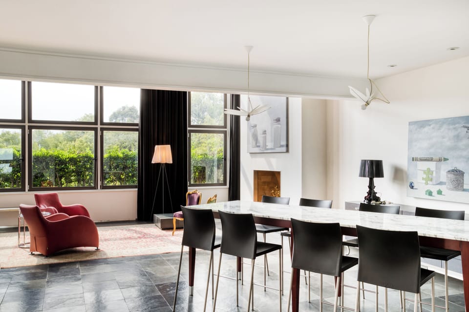 Deluxe Apartment | Living area