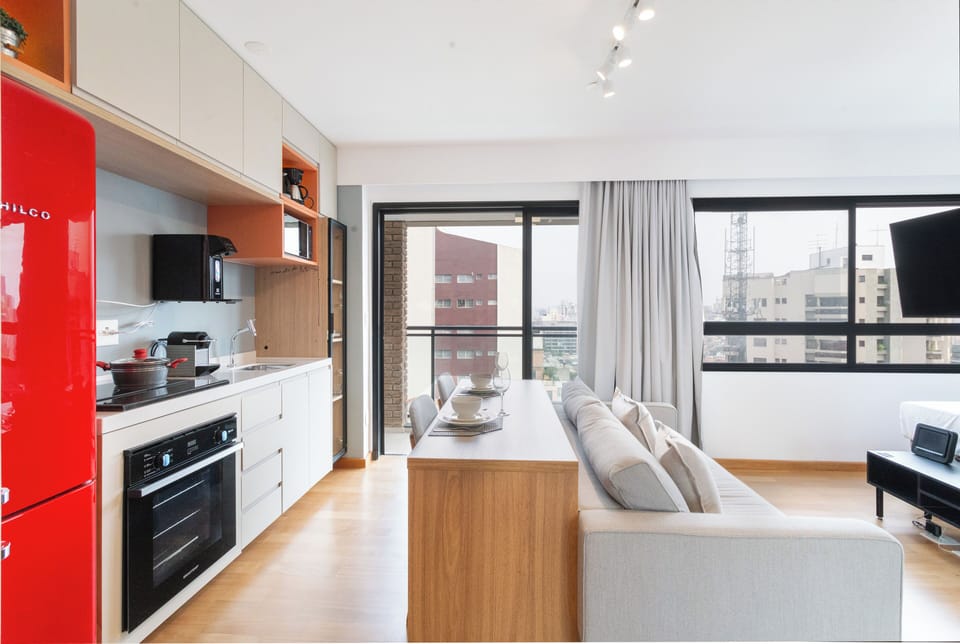 City Studio | Private kitchen | Fridge, microwave, espresso maker, cookware/dishes/utensils