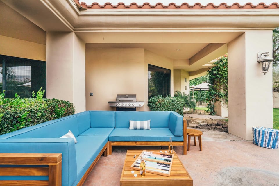 House (5 Bedrooms) | Interior