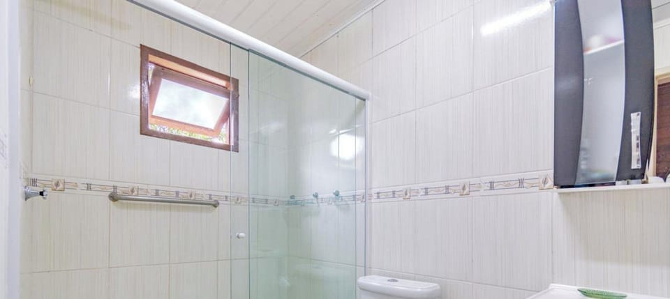Casa com Piscina em Gov Celso Ramos - SC House in Florianopolis