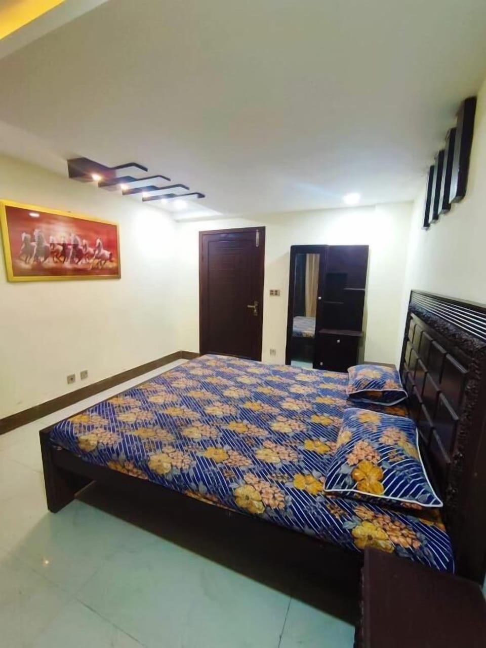 Double Room | Laptop workspace, WiFi (free)