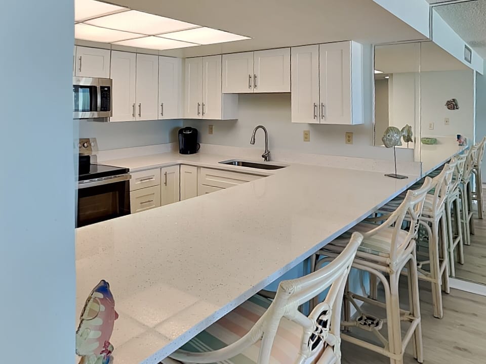 Condo (3 Bedrooms) | Property amenity