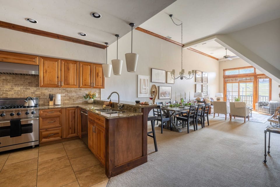 House (4 Bedrooms) | Interior