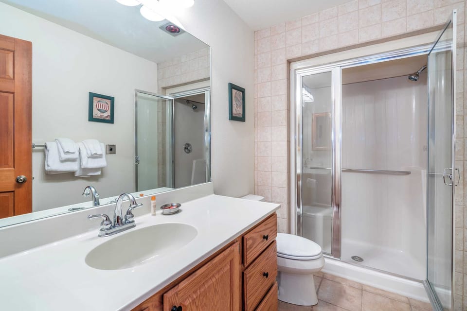 Riverside Condos A102 by Avantstay Condo Close To Downtown, Town Park & Ski Lift #8 Apartment in Telluride