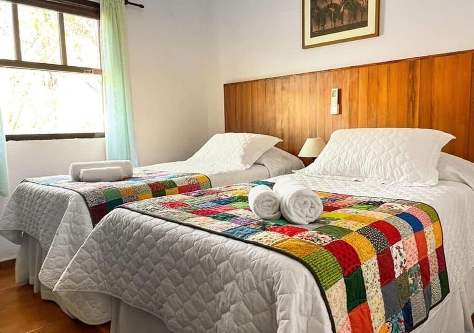 Superior Chalet | Free cribs/infant beds, free WiFi, bed sheets