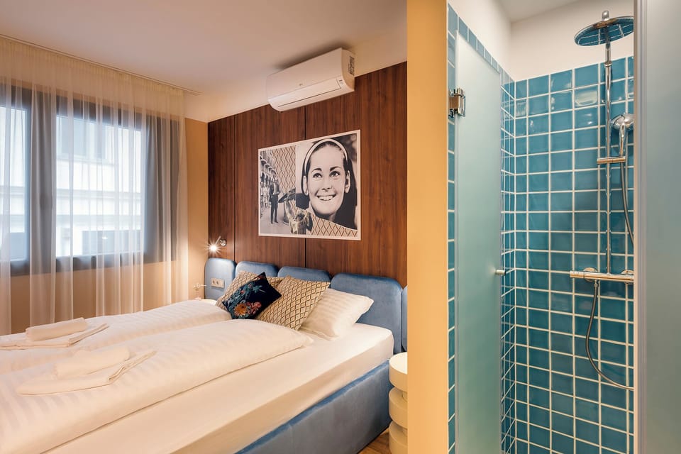 In-room safe, free WiFi, bed sheets