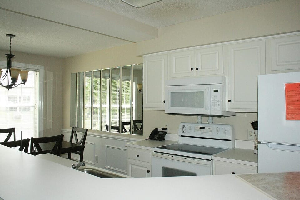 Villa, 2 Bedrooms | Private kitchen | Coffee/tea maker, fridge, microwave, toaster