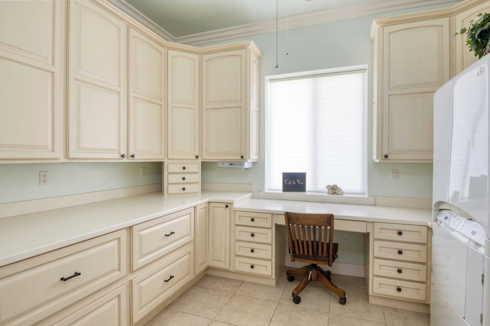 House (Multiple Bedrooms) | Interior