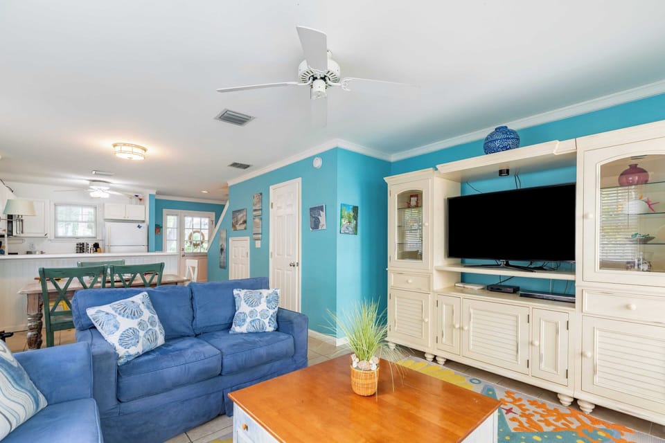 House (2 Bedrooms) | Interior