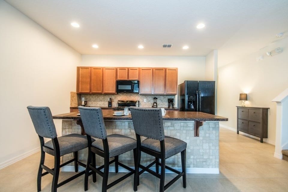 Villa, 4 Bedrooms | Private kitchen