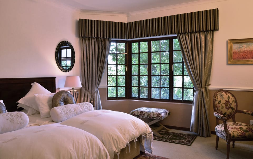Luxury Suite | 1 bedroom, Egyptian cotton sheets, premium bedding, down comforters