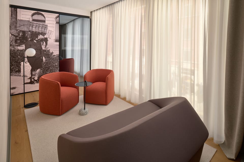 Junior Suite, Balcony, City View | Living area | 32-inch LCD TV with digital channels, TV