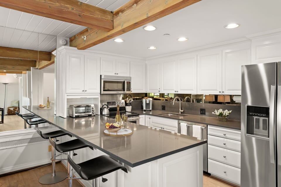 Condo, 2 Bedrooms | Private kitchen | Coffee/tea maker, fridge, oven, toaster