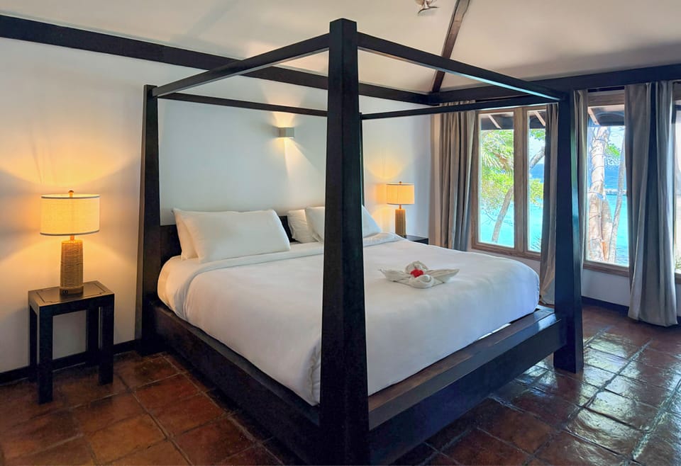 Minibar, in-room safe, soundproofing, free WiFi