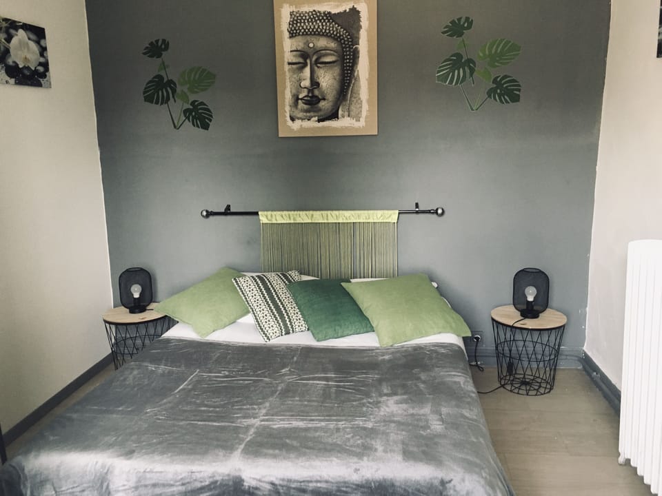 Comfort Double Room | Soundproofing, travel crib, free WiFi