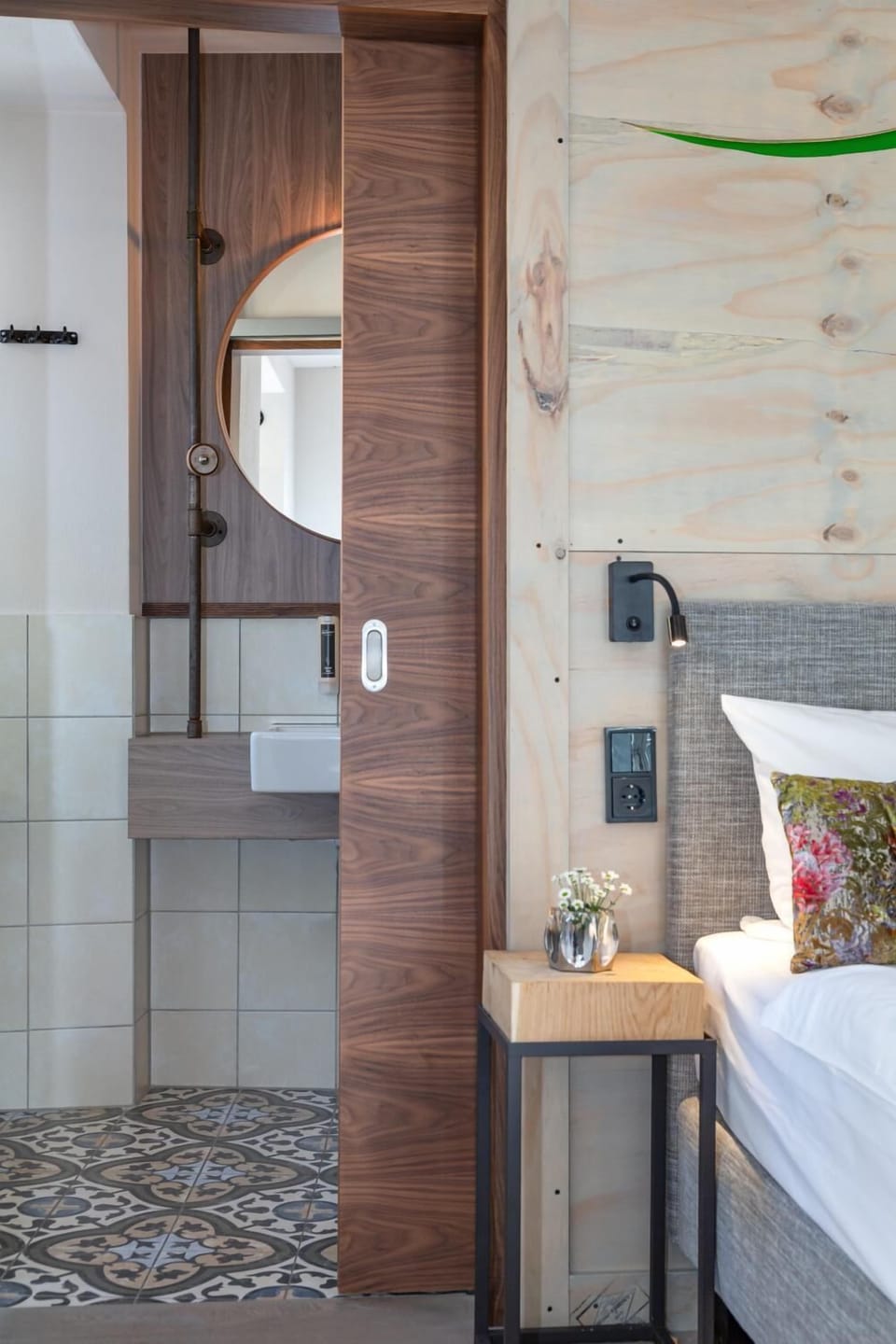 Single Room, Balcony | In-room safe, soundproofing, free WiFi, bed sheets