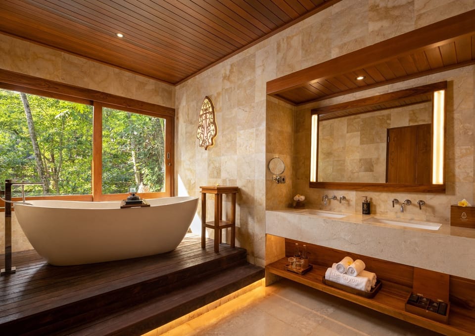 Separate tub and shower, deep soaking tub, rainfall showerhead
