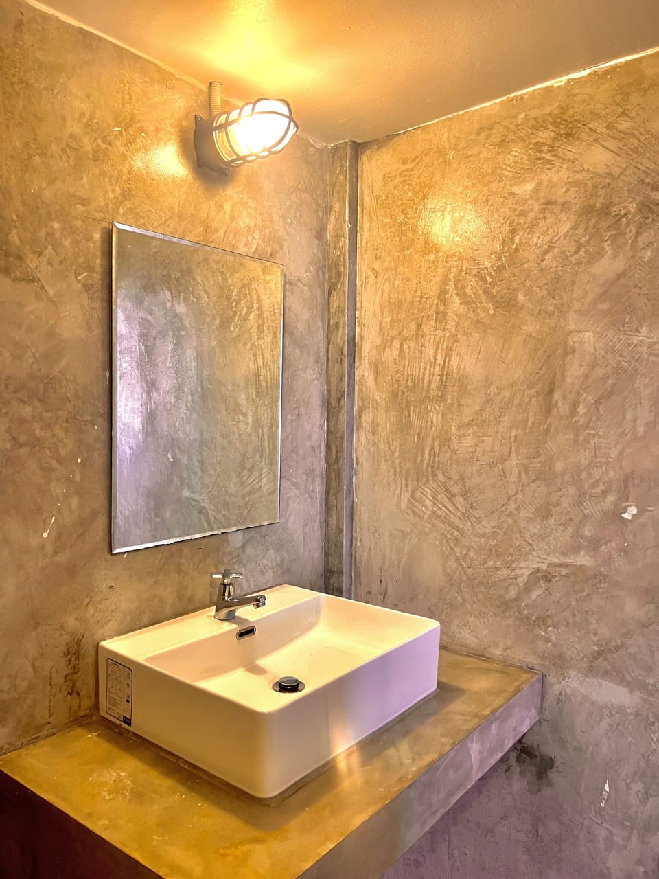 Queen Private | Bathroom