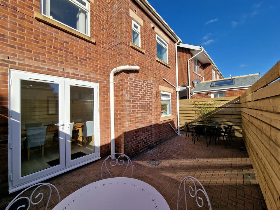 Superior House, Private Bathroom | Garden