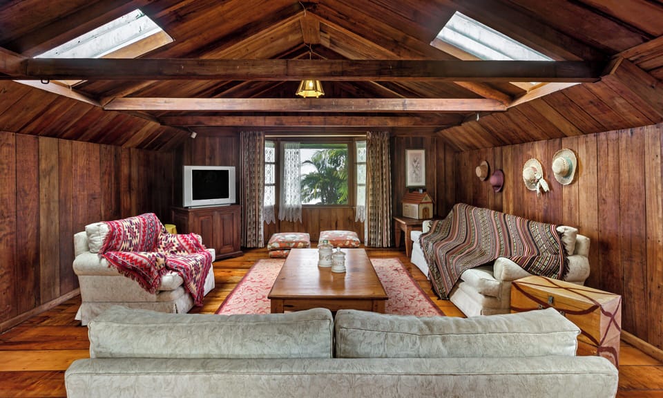 Suite | Living area