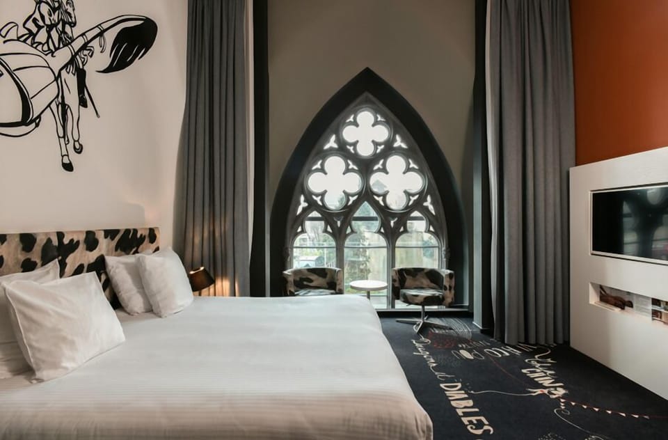 Superior Double Room | Minibar, in-room safe, desk, soundproofing