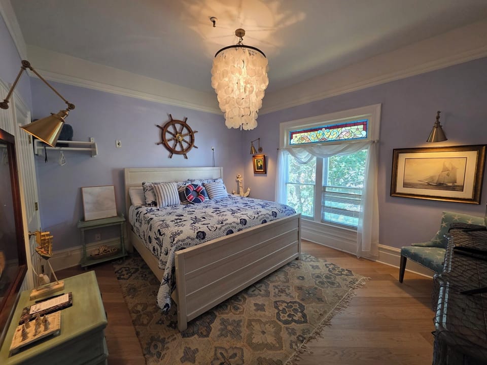 Seaside, Second Floor | Premium bedding, iron/ironing board, free WiFi, bed sheets