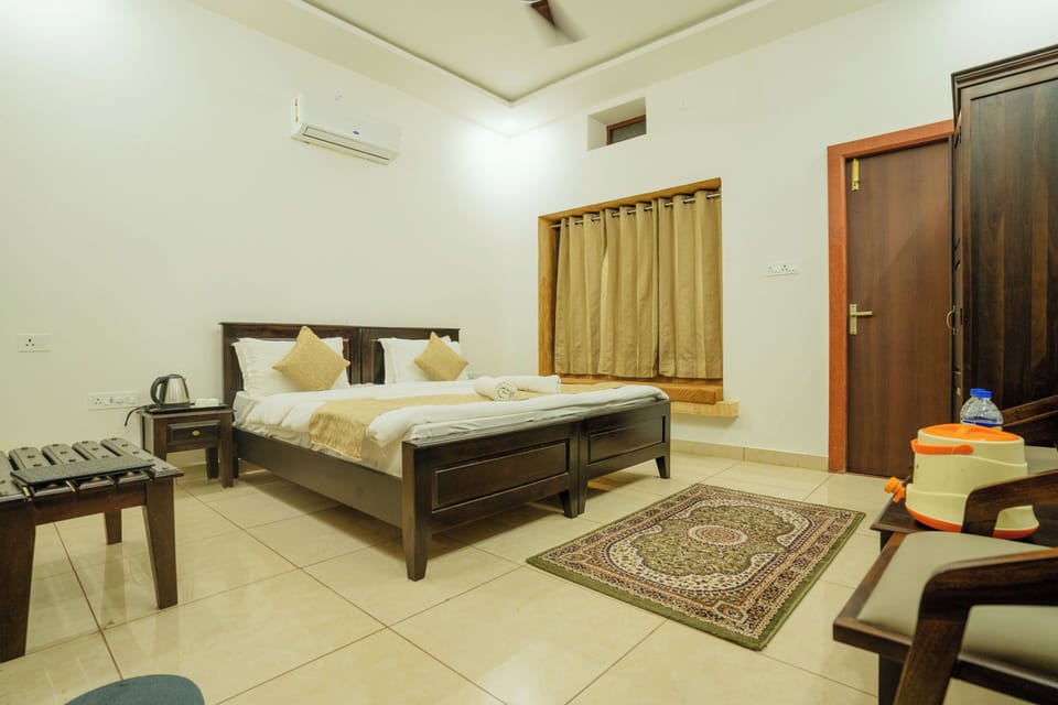 Deluxe Double Room | Free WiFi