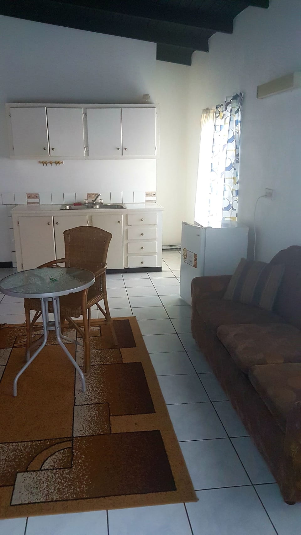 Honiiwell rooms and suites Bed and Breakfast in Saint Georges