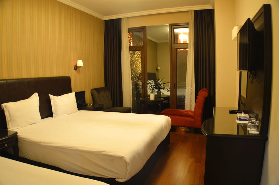 Minibar, in-room safe, desk, blackout drapes